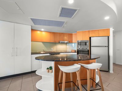 408 / 10 Leeding Terrace, Caloundra