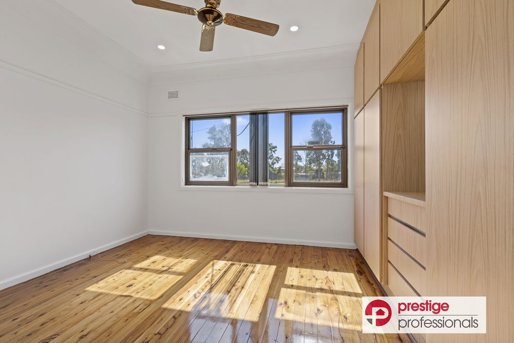 132 Hoxton Park Road, Lurnea