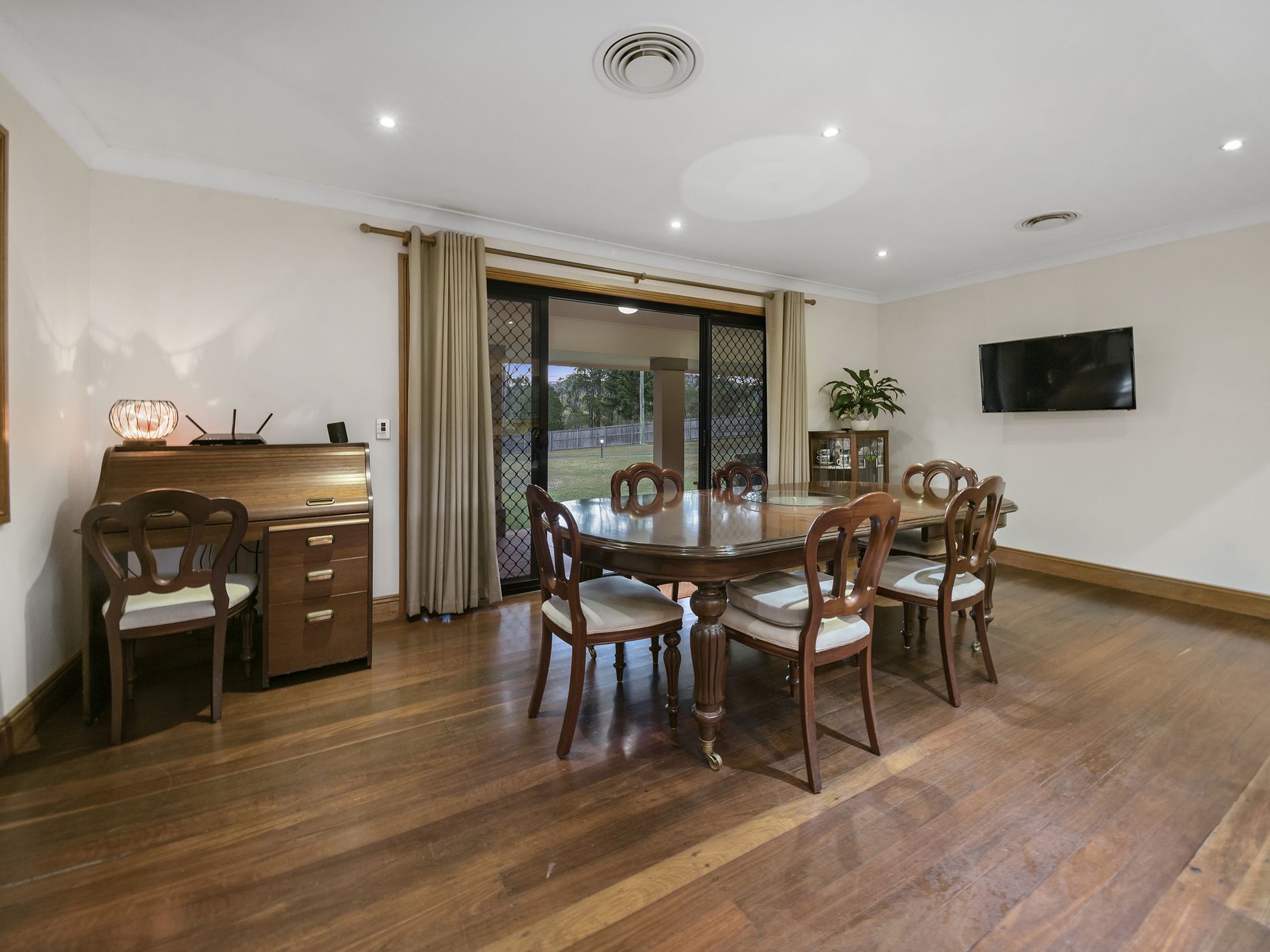 8 DALGLEISH ROAD, Ormeau Hills