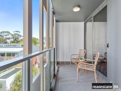81 / 172 Railway Parade, West Leederville