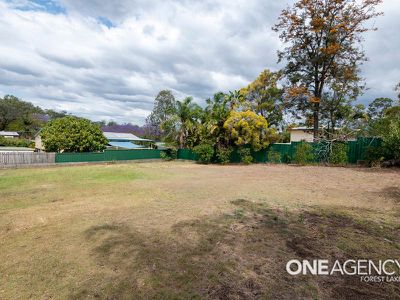 18 ALAWOONA ST, Redbank Plains