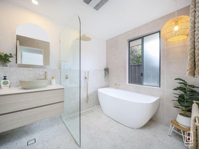 49 Georgia Drive, Hamlyn Terrace