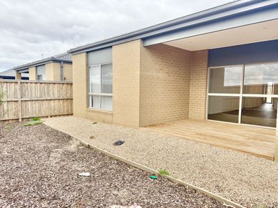 47 Woolspinner Crescent, Wyndham Vale