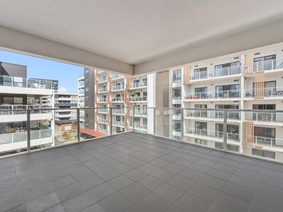 177 / 8 Limburg Way, Greenway