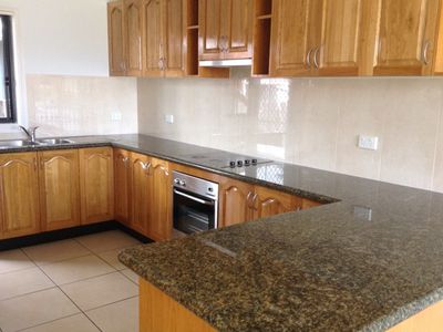 2 / 1 Oakland Avenue, Windang