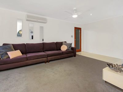 48 Cochrane Street, Camira