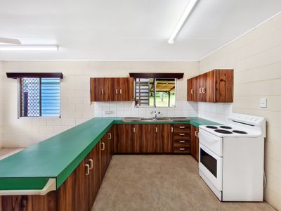 58 Weaver Street, Atherton