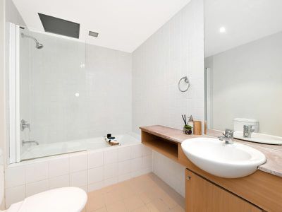 112 / 27 Bennelong Parkway, Wentworth Point