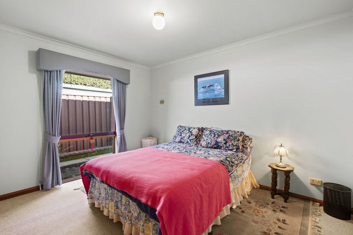 9 Club Court, Mansfield