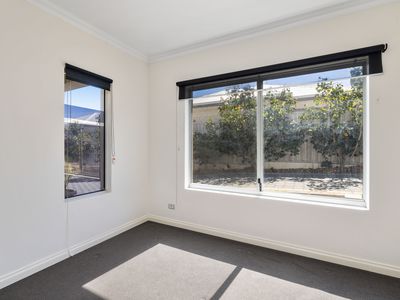 13B Changton Way, Westminster