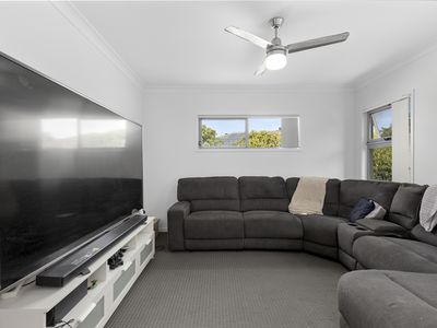 15 Lysaght Drive, Pimpama