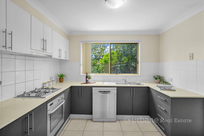 27 Tree Top Circuit, Quakers Hill