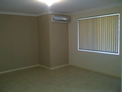 1/28 Earnley Way , Balga