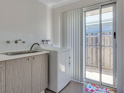 67 Lindsay Beach Boulevard, Yanchep