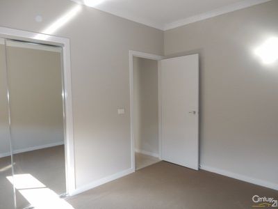 2 / 70 Greenvalley Crescent, Hampton Park