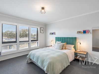 12 Apolline Drive, Kingston