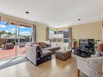 24 Hunt Terrace, Wakefield