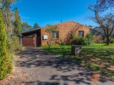 16 Tungun Street, Narrabundah