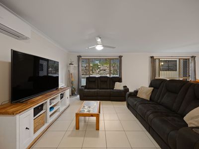 6 Sky Court, Springfield