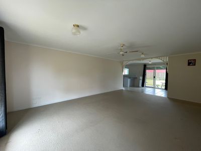 5 Laguna Court, Urangan