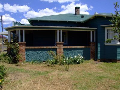 98 Moore Street, Emmaville