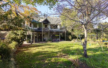 501 Upper Hook Road, Makikihi