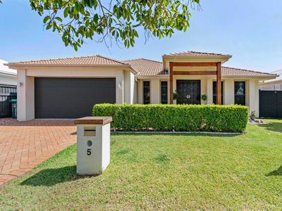 5 Brush box Place, Wakerley