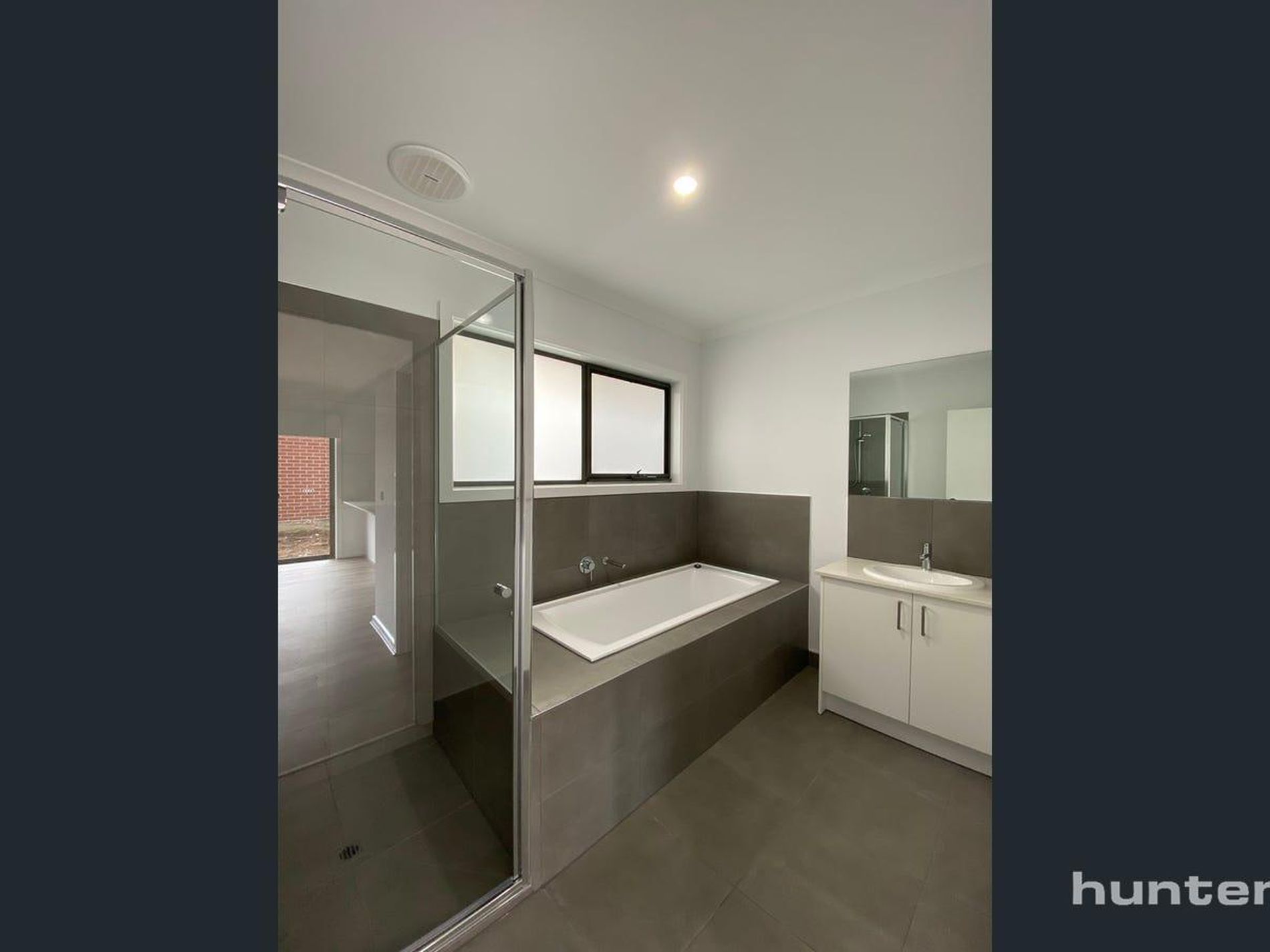 49 Colonial Circuit, Tarneit