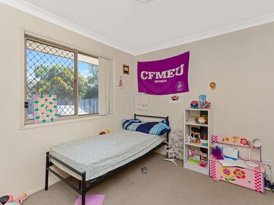 24 Darryl Street, Loganlea