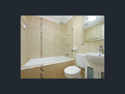 9 / 5-7 Princes Highway, Figtree