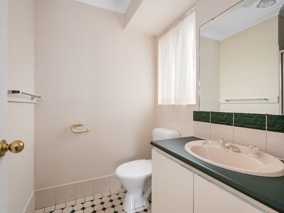 16B Lyall Street, Lamington