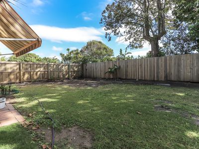 15 Bandaroo Street, Warana