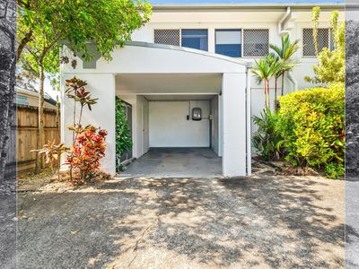 12 / 5 Charlotte Close, Woree