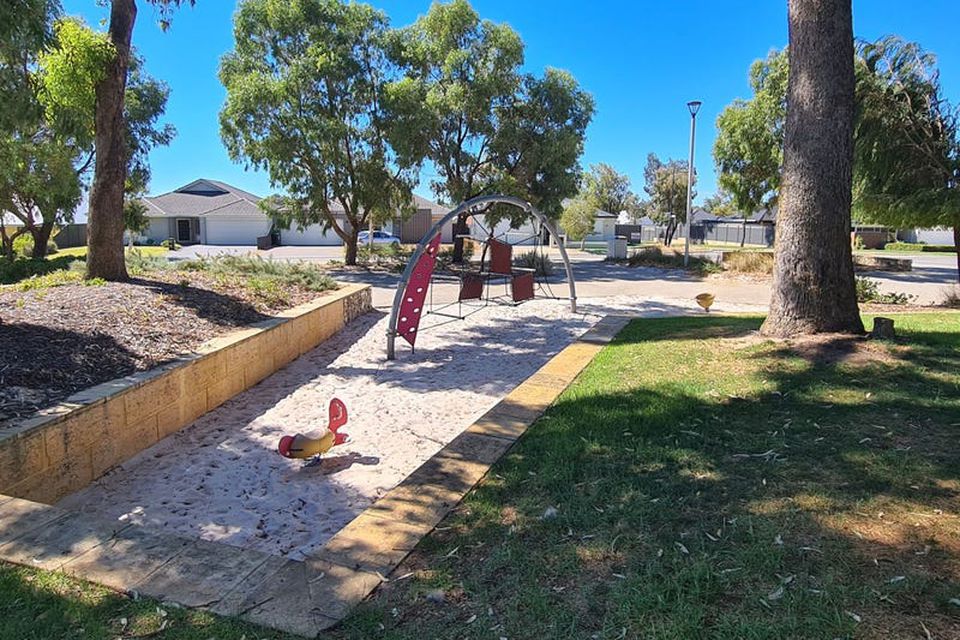 4 / 1 Bally's Turn , Baldivis