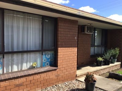 1 / 24 Pollard Street, Seymour