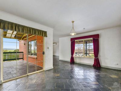 9 Hutchesson Street, Millicent