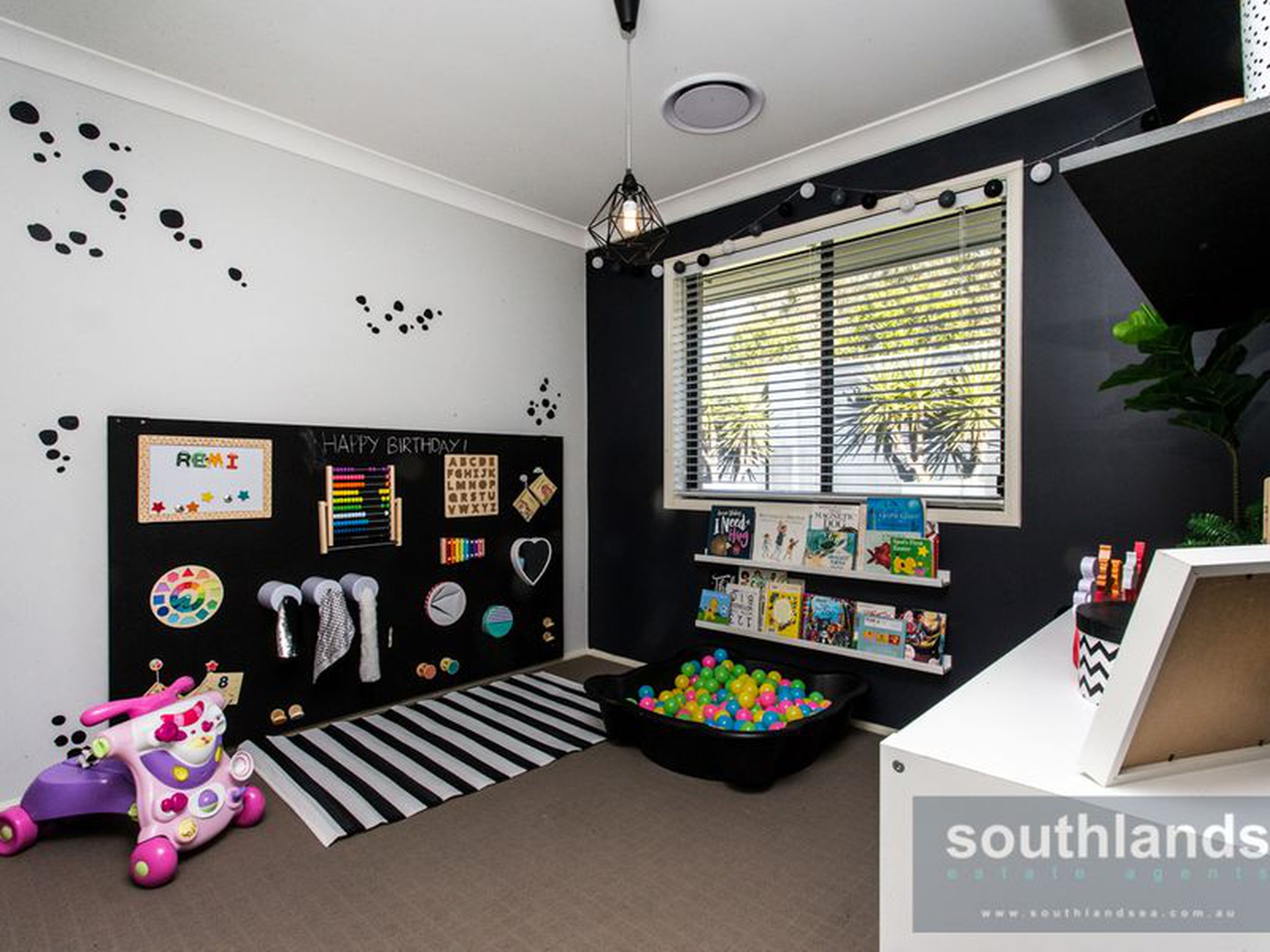33 Sandstock Crescent, Jordan Springs, JORDAN SPRINGS