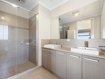 46 Highvale Crescent, Berwick