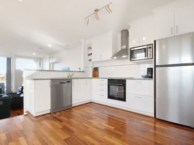 Unit 1  / 10-12 Marine Drive, Narooma