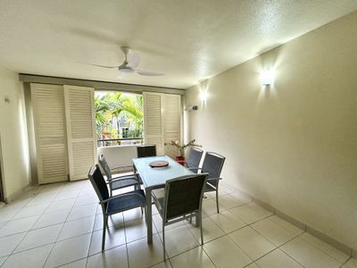 511 / 12 Gregory Street, Westcourt