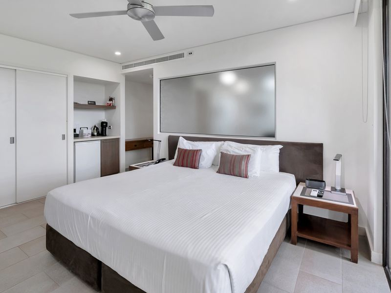 308-309/5 Triton Street, Palm Cove