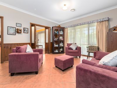 12 Woodlands Drive, Somerville