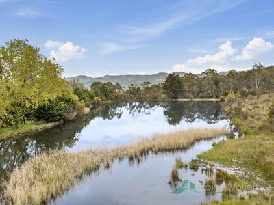 759 Mountain Creek Road, Tawonga