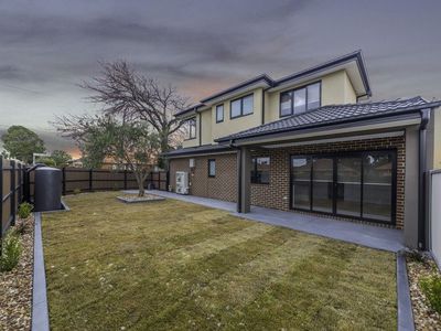 2 Helena Street, Clayton South