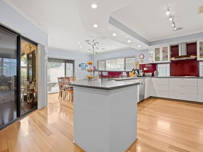 10 Grandis Drive, Baldivis