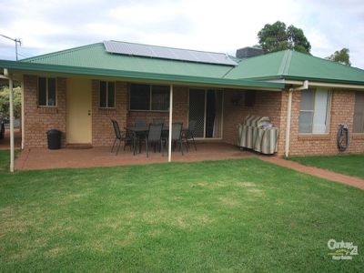 9 Plover Close, Dubbo