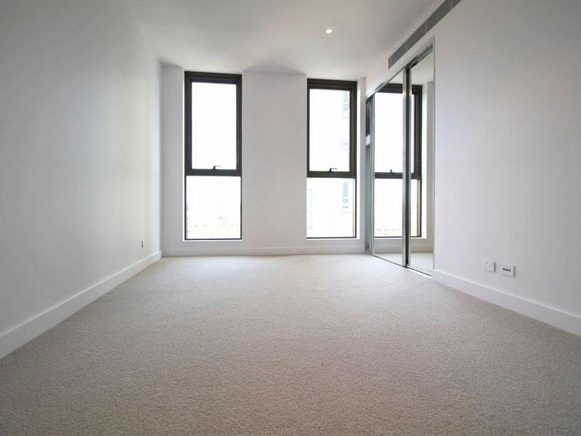 82 Hay Street, Haymarket