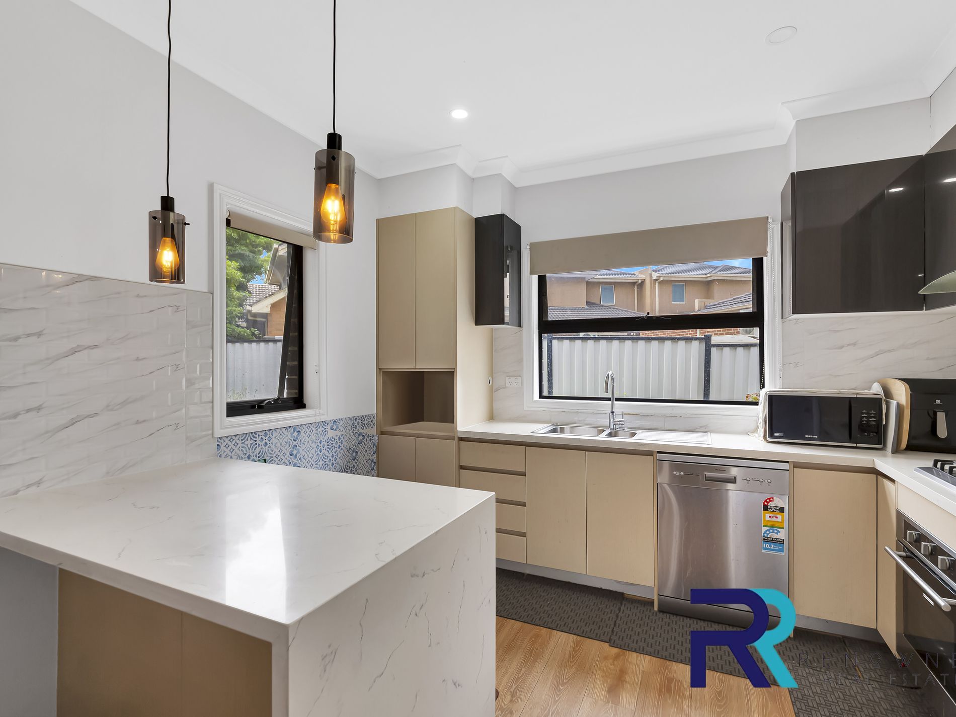 2 / 3 Kerang Court, Broadmeadows