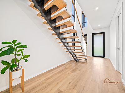 8B Castlereagh Close, Willetton