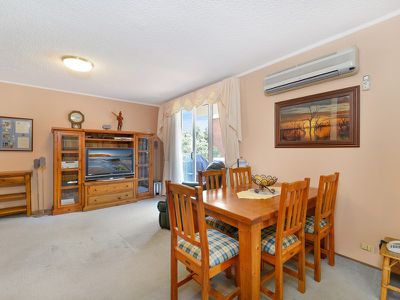 2 / 2 Hayden Place, Botany